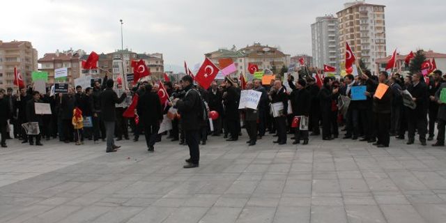 Gülen Grubu'ndan harem-selamlık protesto