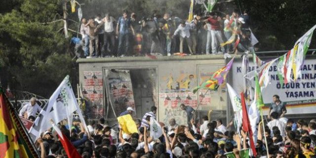 HDP'nin Diyarbakır mitingine yönelik saldırıya gizlilik kararı!