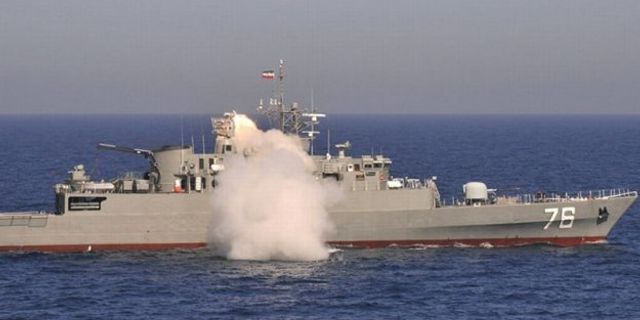 İran, Yemen açıklarına 2 savaş gemisi gönderdi