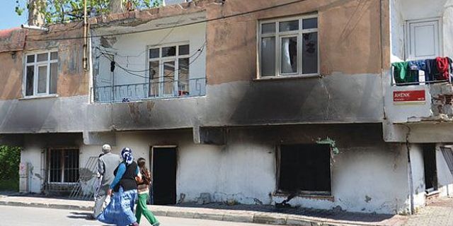 İstanbul'da Suriyelilere saldırı: Dükkanları yakılıp kurşunlandı!
