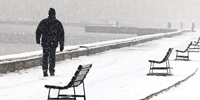 İzmir'de yarım asırlık soğuk rekoru: -7 derece