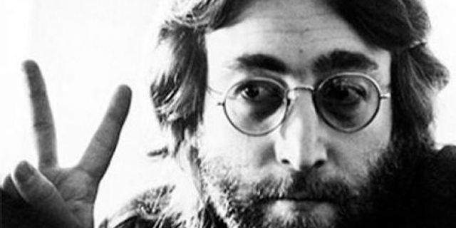 John Lennon'ın az bilinen çizimleri 3 milyon dolara satıldı