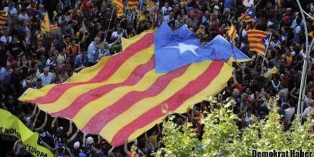  Katalanlar bağımsızlık için yürüyecek