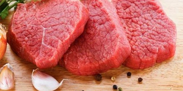 'Kırmızı et, meme kanseri riskini artırıyor'