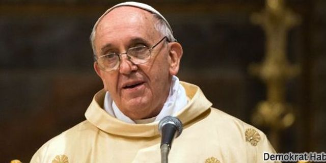 Papa'dan pedofili özrü 
