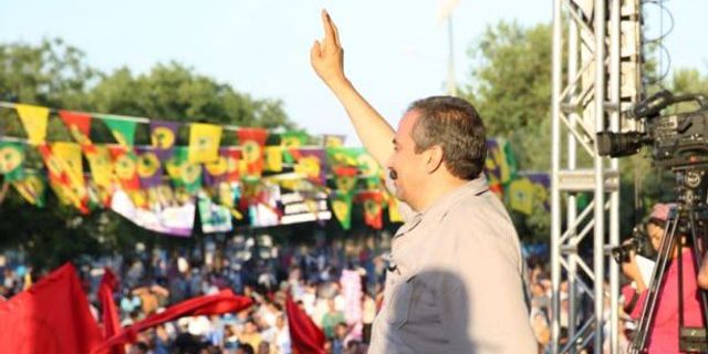 Sırrı Süreyya: Öcalan'a özgürlük derken barışı savunuyoruz