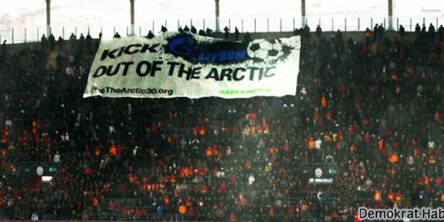 TT Arena'da da Greenpeace'ten Gazprom protestosu 