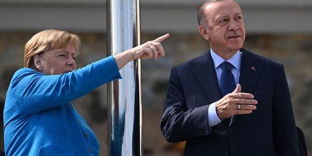 Erdoğan ve Merkel’in son buluşmasında koalisyon ve başkanlık mesajları