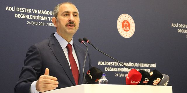 Adalet Bakanı Abdulhamit Gül istifa etti