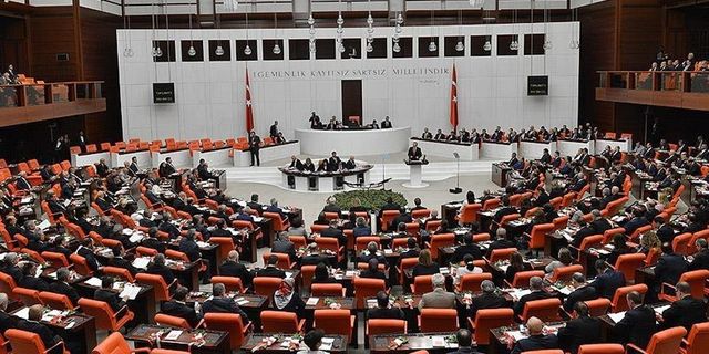 İYİ Partili Tatlıoğlu: Seçim kanunu değişikliğinde işin standardı kaçtı