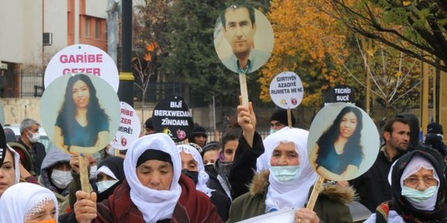 Barış Anneleri Mardin'de yürüdü: Hasta tutukluları serbest bırakın