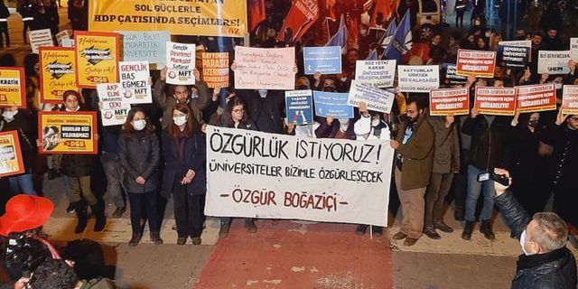 Boğaziçi direnişinin 1. yılında Kadıköy'de eylem