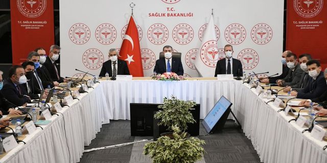 Sağlık Bakanı Koca'dan 'İstanbul' toplantısı sonrası uyarı