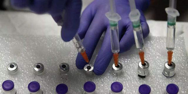 İsrail'de Omicron araştırması: 4 doz aşı yeterince iyi değil