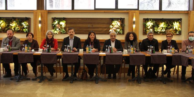 'Üçüncü ittifak' için görüşmeler Ankara'da gerçekleşti: 8 partiden ortak açıklama