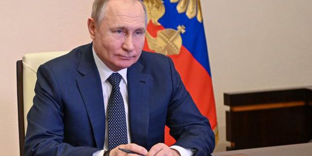 Putin, doğal gazın rubleyle satılması kararnamesini imzaladı