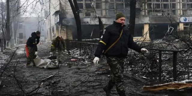 Mariupol'da ateşkes ihlalleri: Tahliye operasyonu durduruldu