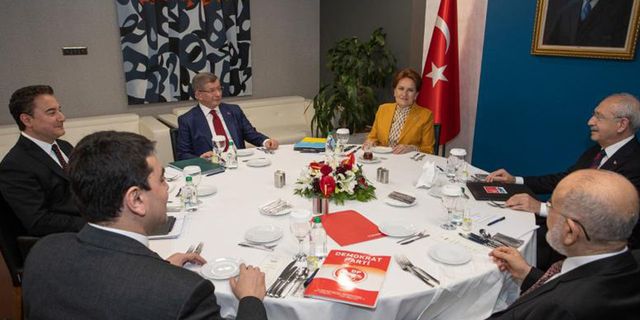 Kulis: Kılıçdaroğlu dün gece Davutoğlu’nu aradı, Gültekin Uysal’ın cumhurbaşkanı adayı çıkışını sordu