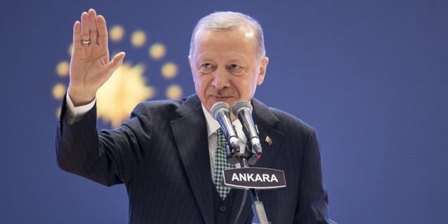Erdoğan: 'Sonu Menderes'e benzemesin' diyenlere eyvallah demedik