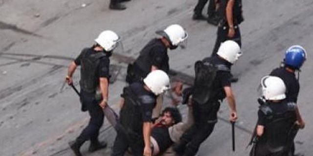 Gezi’de gazeteci Gökhan Biçici'ye şiddet uygulayan polisler yargılanacak