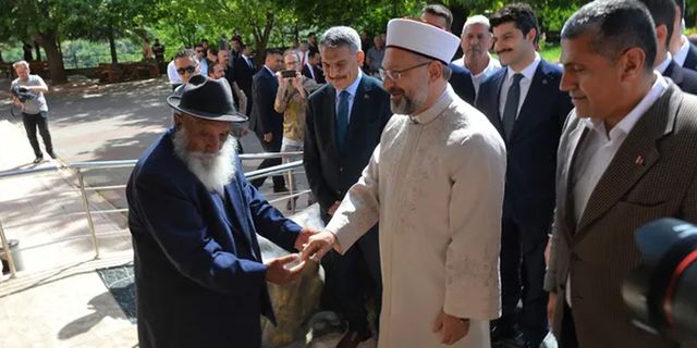 Diyanet İşleri Başkanı Ali Erbaş Dersim'de cemevi ziyaret etti