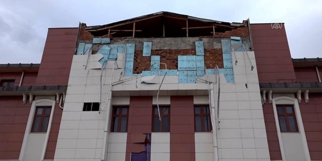 Depremde hasar gören Düzce Adliyesi'ni yapan firma, 8 adalet sarayı daha yapmış