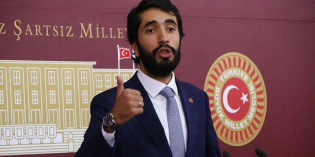 SAADET’li Karaduman’dan başörtüsü teklifine imza