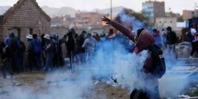 Peru'daki son protestolarda en az 17 kişi öldü