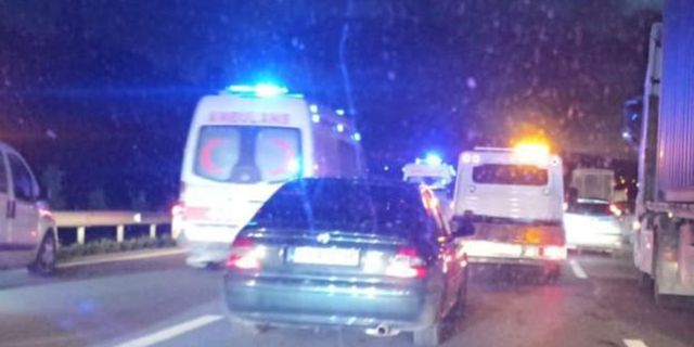 Hatay yolunda son durum: Cumhurbaşkanlığı araçları emniyet şeridinde, ambulanslar trafikte