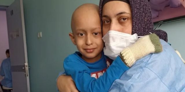 Kanser hastası Yusuf Kerim Sayın annesiyle görüştü