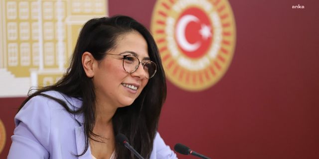 Sera Kadıgil'den Saray'a diplomalı yanıt