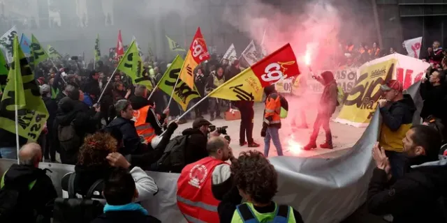 Fransa'da işçiler uyardı: Cannes Film Festivali elektriksiz kalabilir