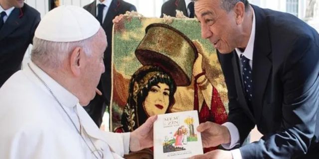 HDP'li Abdullah Demirbaş, Papa'yı ziyaret etti