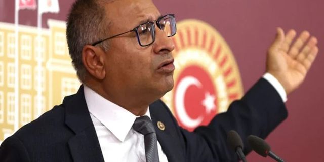 Özcan Purçu CHP'den istifa etti: 'Bir Romana mı yer bulamadınız?'