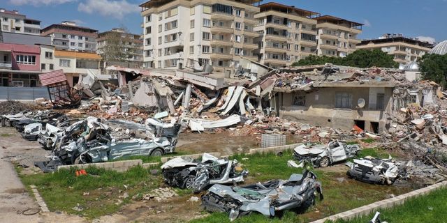 Antep'te deprem nedeniyle kiralar yüzde 300 arttı: Ev bulmak giderek zorlaştı