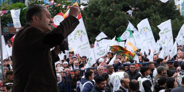 Esenyurt'ta Yeşil Sol Parti mitingi: Patates soğan güle güle Erdoğan
