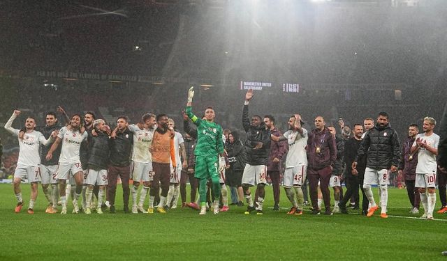 Galatasaray Manchester United’ı İngiltere'de yenmeyi başardı