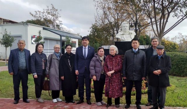 Aytmatov’a kız kardeş ziyareti