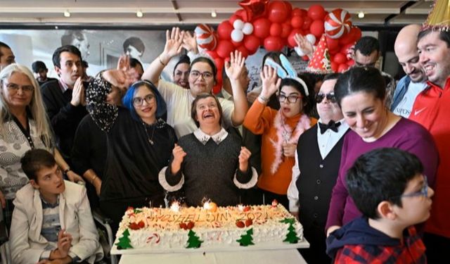 Antalya Muratpaşa'da özel çocuklara özel kutlama