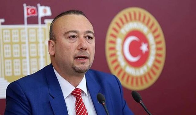 Özkan Yalım, CHP'den ihraç edildi