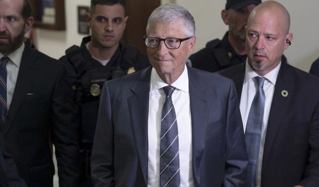 Bill Gates'ten Epstein itirafı! Bana şantaj yapmaya çalıştı