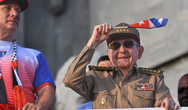 Castro'nun 95'inci yaş günü devlet töreniyle kutlandı
