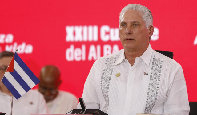 Küba Devlet Başkanı Canel'den ABD'nin yeni yaptırımlarına tepki