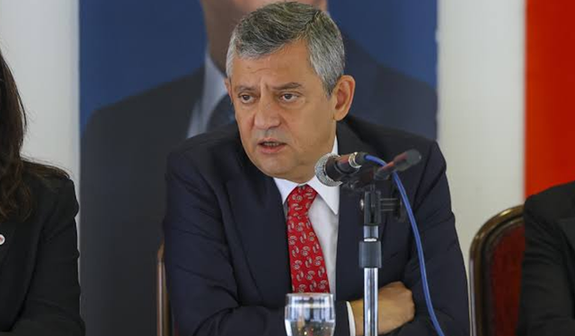 Özel'den çok tartışılan Yeni Parti logosuna ilişkin ilk açıklama: 'Halk oylamasına sunabiliriz'