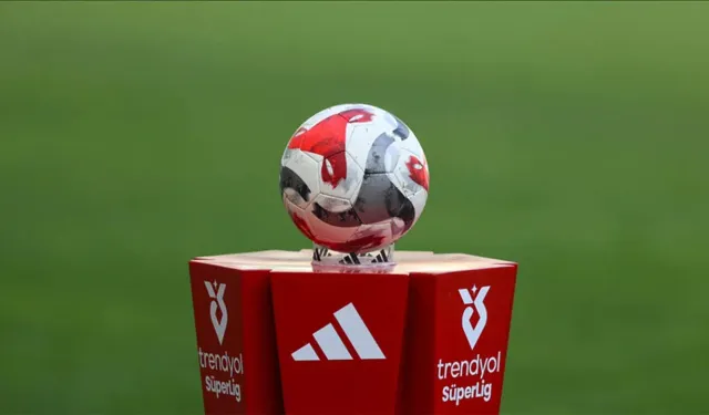 Süper Lig'de yeni sezon fikstürü belli oldu: İşte derbi haftaları!