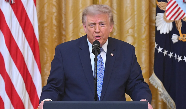 Trump, seçimlerde 'bir kez daha aday olacağını' açıkladı!