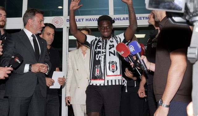 Beşiktaş'ın yeni transferi Ernest Poku İstanbul'da!