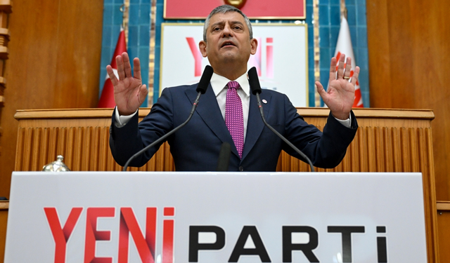 Özgür Özel: 'Ben ve yönetici arkadaşlarım yasaya evet diyeceğiz. Vekiller serbest olacak'