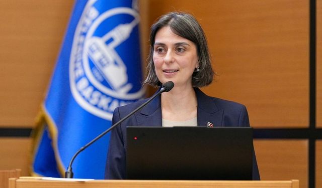 Üsküdar Belediye Başkanı Sinem Dedetaş tutuklandı