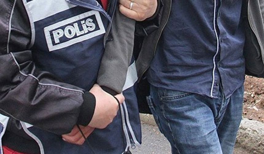 İzmir’de “paralel yapı” operasyonu: 34 gözaltı